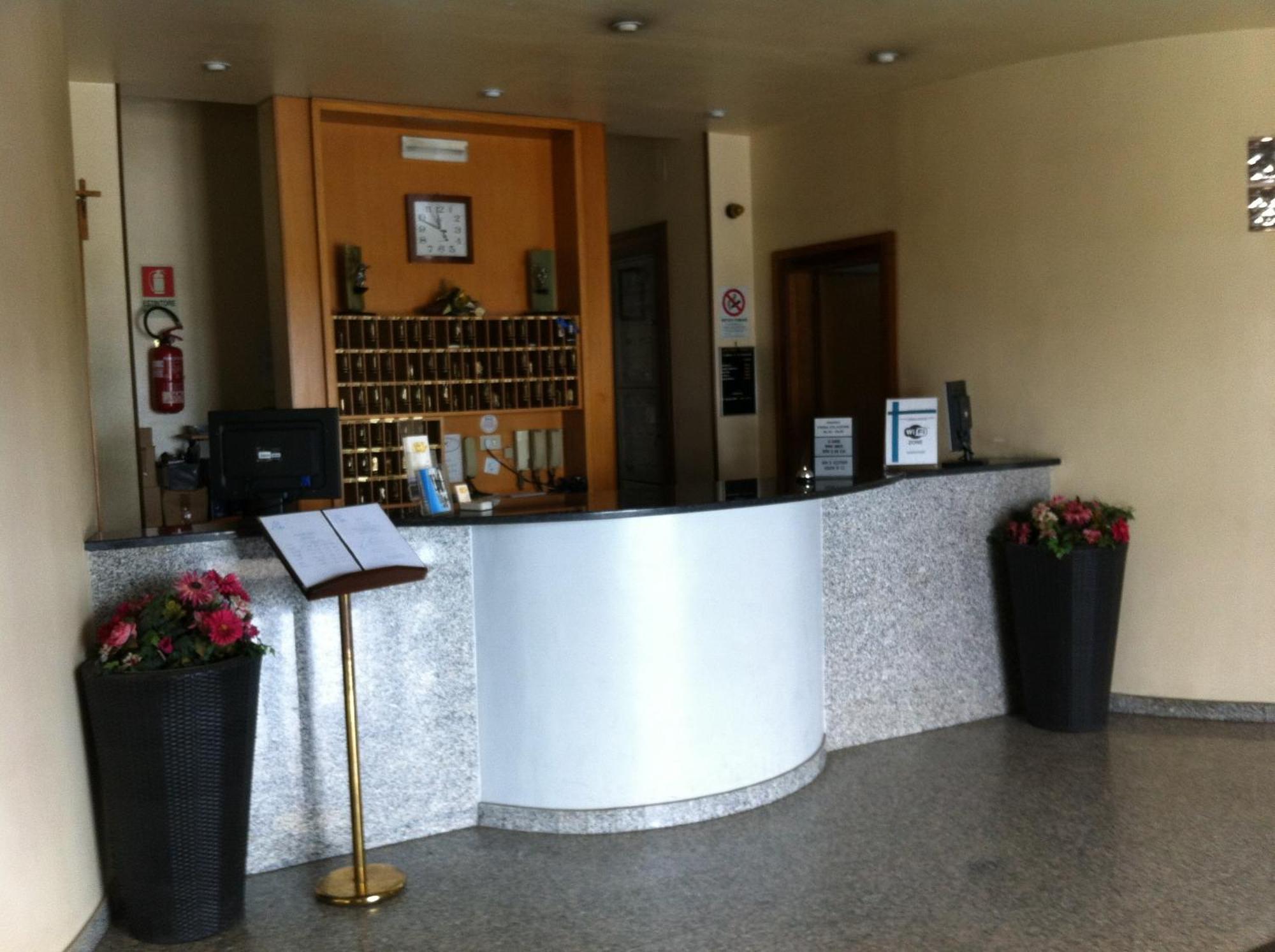 马德里竞技酒店 福查 外观 照片